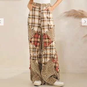 Oli & Hali  “ Waconia “ Oli and Hali Washed Leopard Mixed Fabric Pants 63